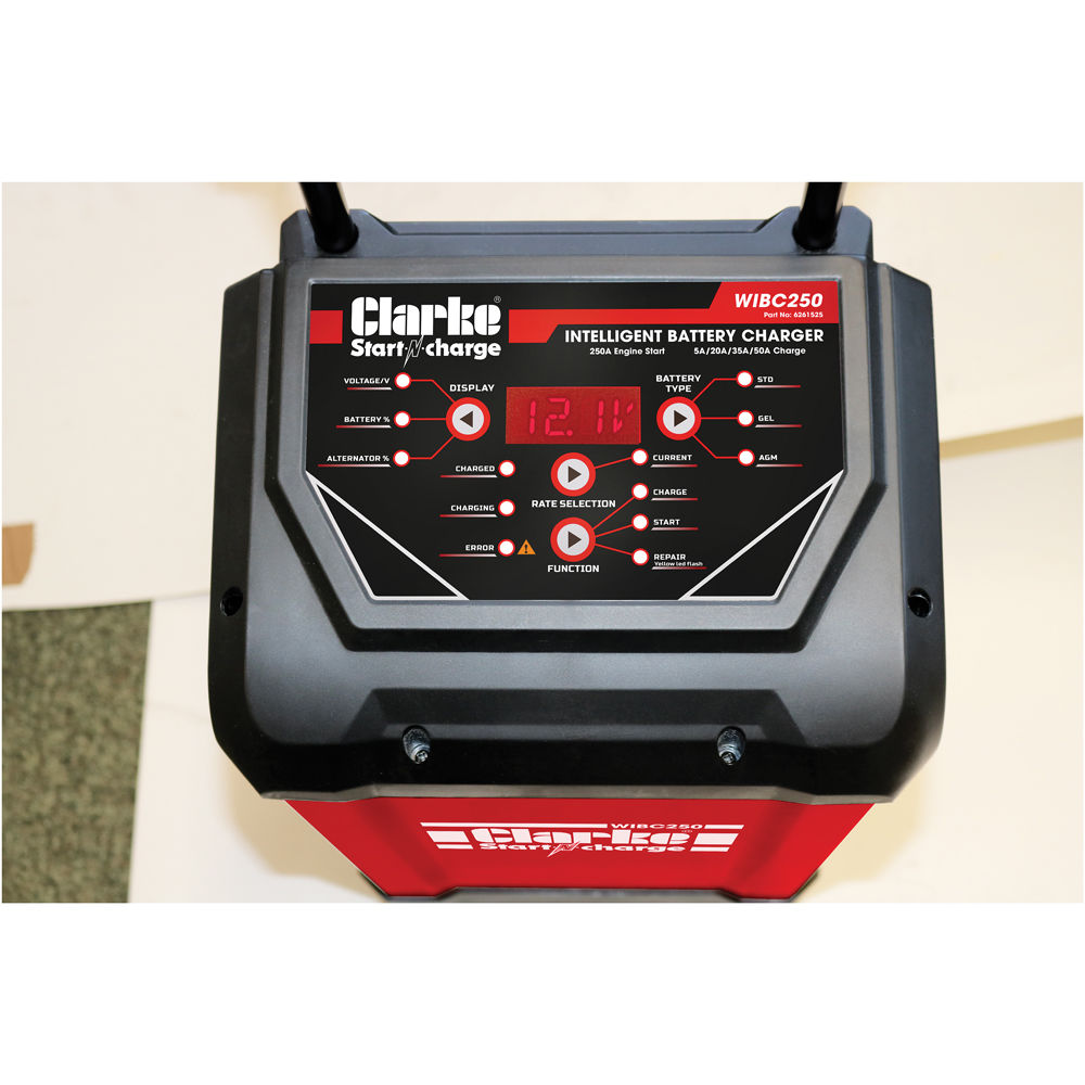 Clarke WIBC250 250A Battery Starter/Charger Machine Mart Machine Mart