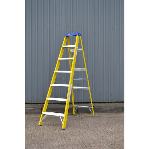 Image of Youngman Youngman S400 7 Tread Glass Fibre Stepladder