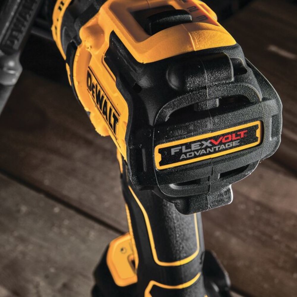 DeWalt DCD999NT-XJ 18v XR High Power Hammer Drill/Driver with Flexvolt ...